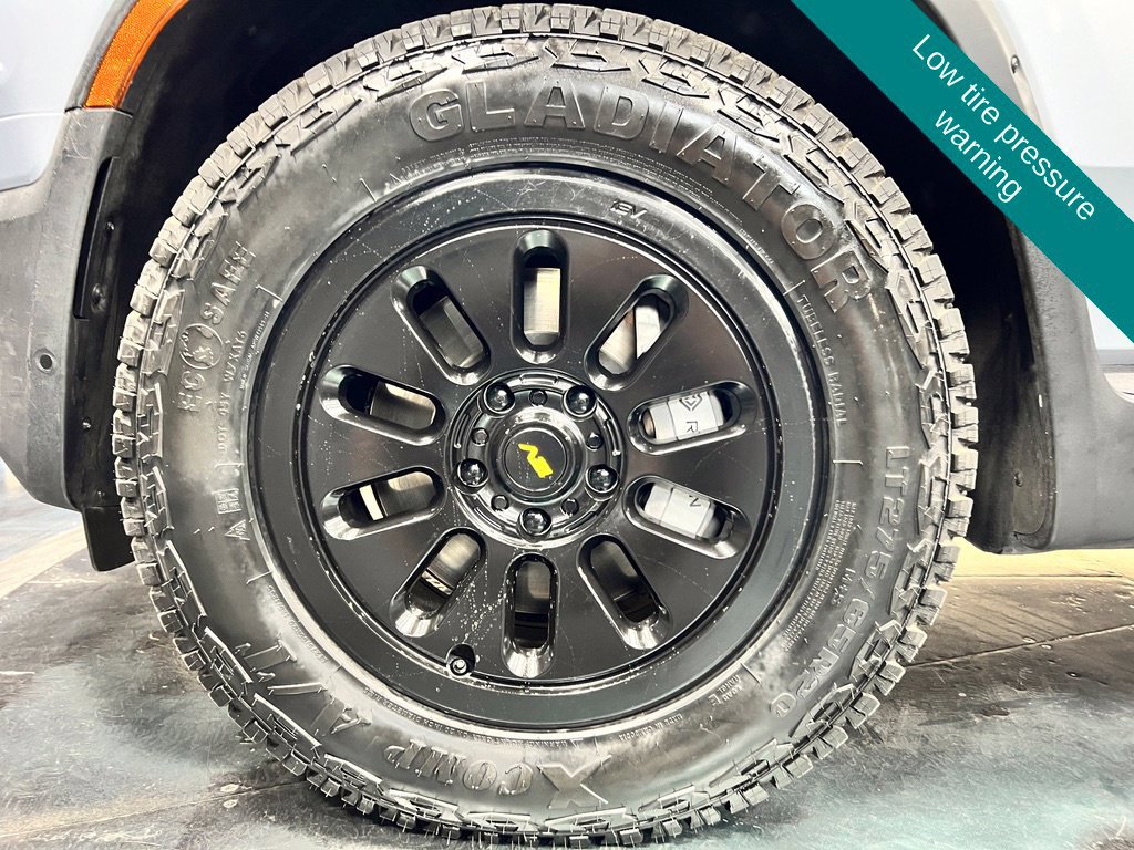 Used 2024 Rivian R1T Adventure Dual AWD/4WD image 12