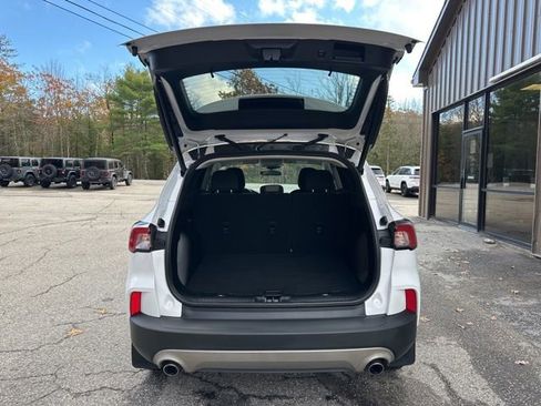 Used 2022 Ford Escape SE w/ Convenience Package image 8