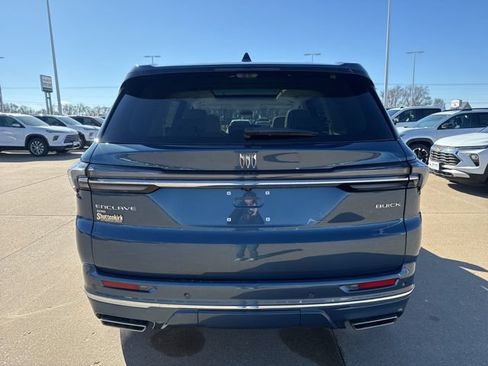 New 2026 Buick Enclave Avenir w/ Super Cruise Package AWD/4WD image 4