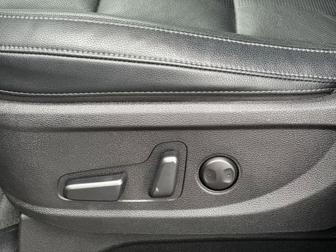 Used 2022 Kia Telluride EX w/ EX Premium Package FWD image 29