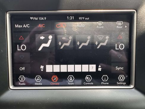 Used 2021 Jeep Grand Cherokee Laredo AWD/4WD image 20