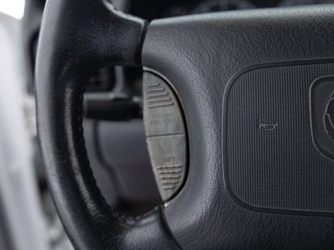 Used 2000 Dodge Ram 1500 Truck 2WD Quad Cab image 39