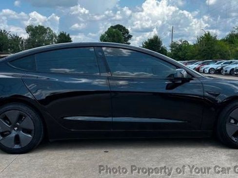 Used 2022 Tesla Model 3 Long Range AWD/4WD image 5