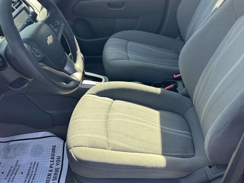 Used 2015 Chevrolet Sonic LT image 12