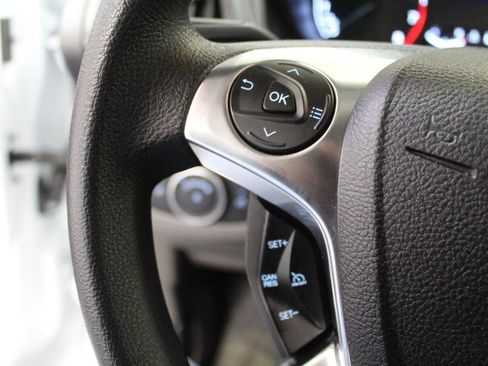 Used 2023 Ford Transit Connect XL image 9