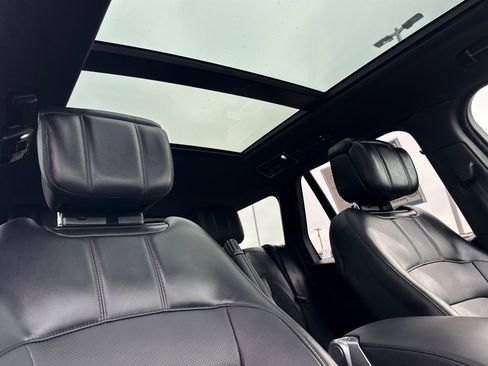 Used 2021 Land Rover Range Rover Westminster Edition image 17