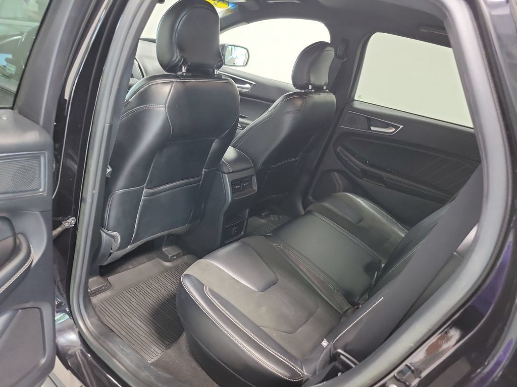 Used 2019 Ford Edge ST AWD/4WD image 32