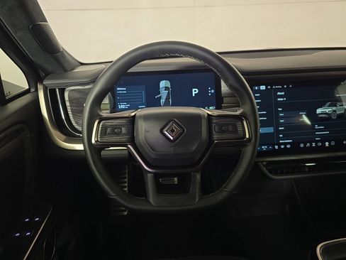 Used 2022 Rivian R1S Launch Edition image 28