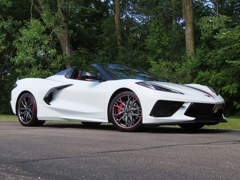 Used 2023 Chevrolet Corvette Stingray Premium Conv w/ Z51 Performance Package RWD image 40