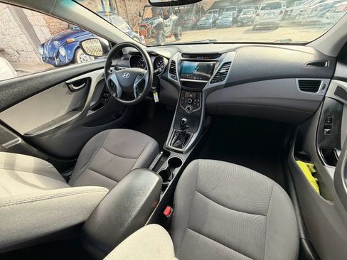 Used 2016 Hyundai Elantra SE FWD image 26