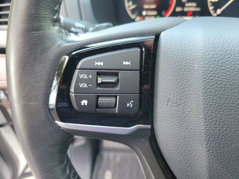 Used 2025 Honda Odyssey Elite image 33