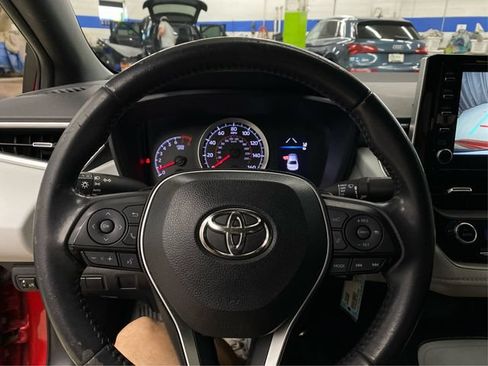 Used 2020 Toyota Corolla SE FWD image 22