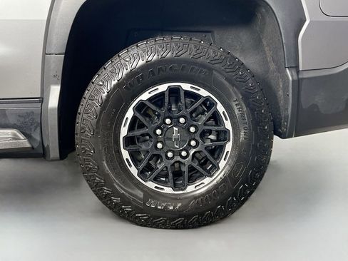 New 2026 Chevrolet Silverado EV Trail Boss image 32