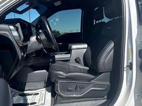 Used 2026 Ford F250 Platinum AWD/4WD image 14