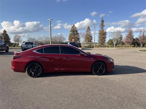 Used 2023 Lexus ES 350 F Sport image 2