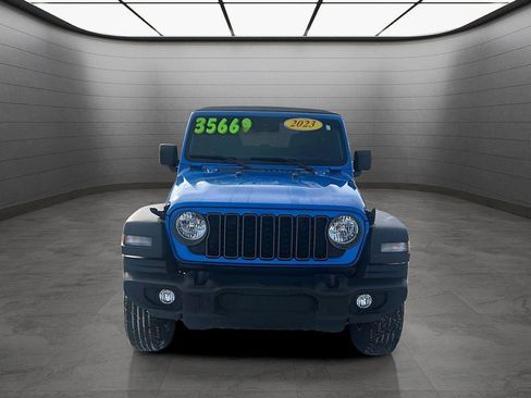 Used 2024 Jeep Wrangler Sport S image 8