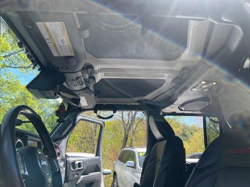 Used 2020 Jeep Gladiator Rubicon AWD/4WD image 21