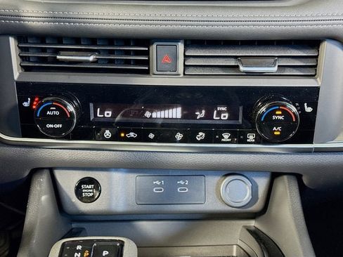 New 2026 Nissan Rogue SV image 17