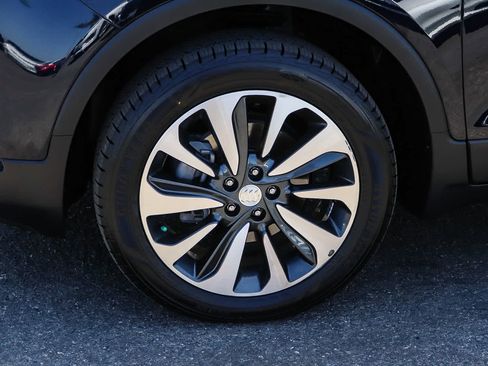Used 2021 Buick Encore Preferred AWD/4WD image 14
