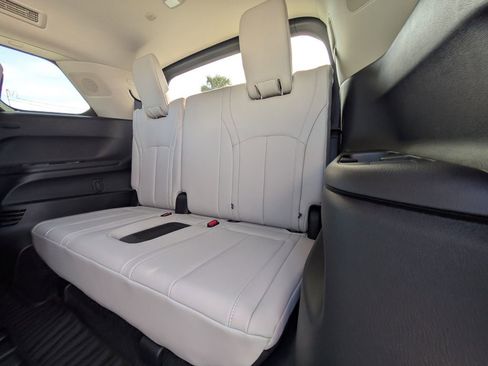 New 2026 INFINITI QX60 Luxe w/ Cargo Package image 15