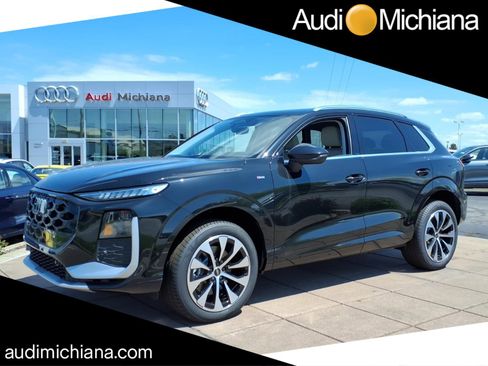 New 2026 Audi Q3 quattro 2.0T AWD/4WD image 1