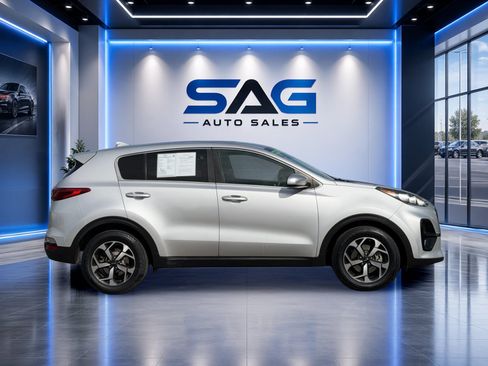 Used 2021 Kia Sportage LX FWD image 3
