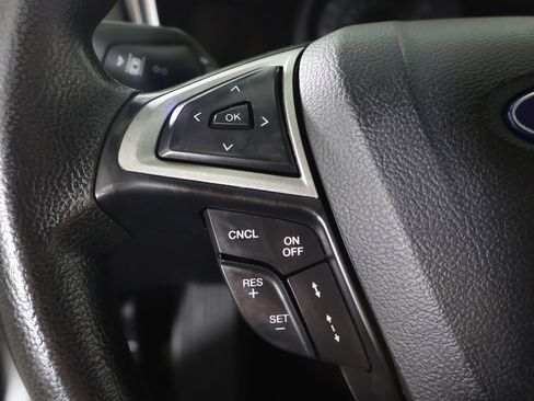 Used 2019 Ford Fusion S image 40