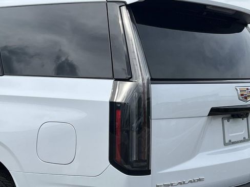 New 2026 Cadillac Escalade Sport w/ Touring Package image 10