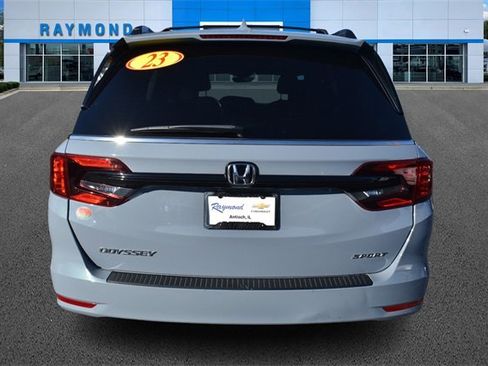 Used 2023 Honda Odyssey Sport image 4