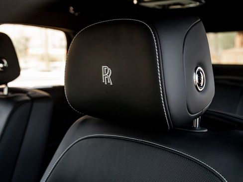 Used 2024 Rolls-Royce Ghost image 9