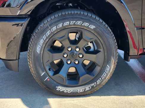 New 2026 RAM 1500 Lone Star AWD/4WD image 11
