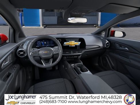 New 2026 Chevrolet Equinox EV LT w/ Comfort Package AWD/4WD image 16