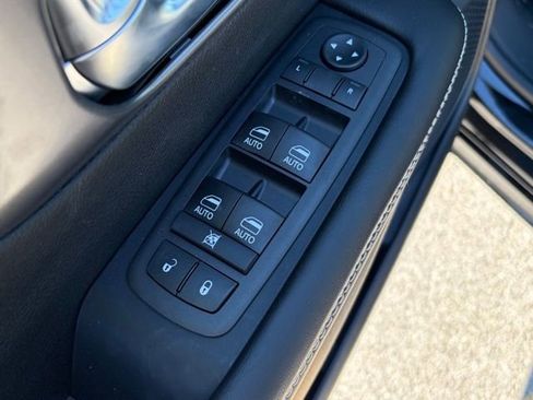 New 2026 Chrysler Pacifica Select w/ S Appearance Package FWD image 13