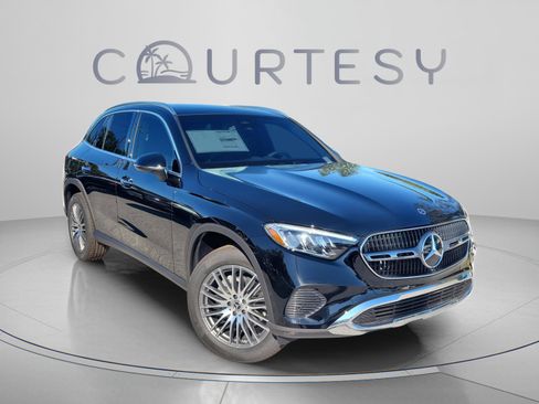 Certified 2026 Mercedes-Benz GLC 300 image 5
