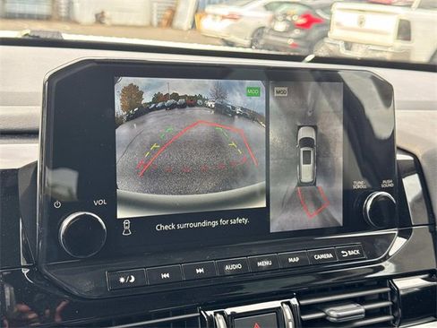 New 2025 Nissan Pathfinder SL image 30