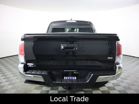 Used 2023 Toyota Tacoma TRD Off-Road AWD/4WD image 5