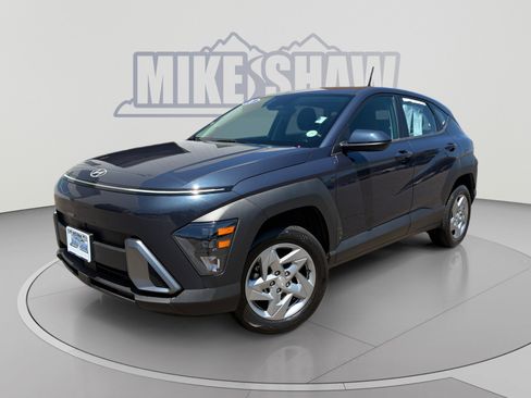 Used 2024 Hyundai Kona SE AWD/4WD image 1