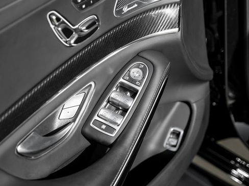 Used 2020 Mercedes-Benz S 63 AMG 4MATIC Sedan image 41