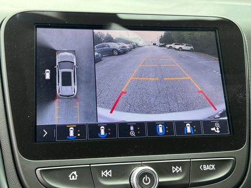 Used 2020 Chevrolet Equinox Premier AWD/4WD image 26