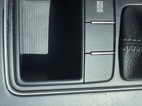 Used 2020 Kia Sorento FWD V6 image 29