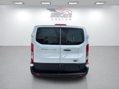 Used 2025 Ford Transit 250 Low Roof w/ Exterior Upgrade Package RWD image 5