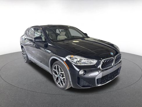 Used 2020 BMW X2 sDrive28i image 2
