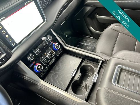 Used 2023 GMC Yukon Denali w/ LPO, Floor Liner Package AWD/4WD image 12