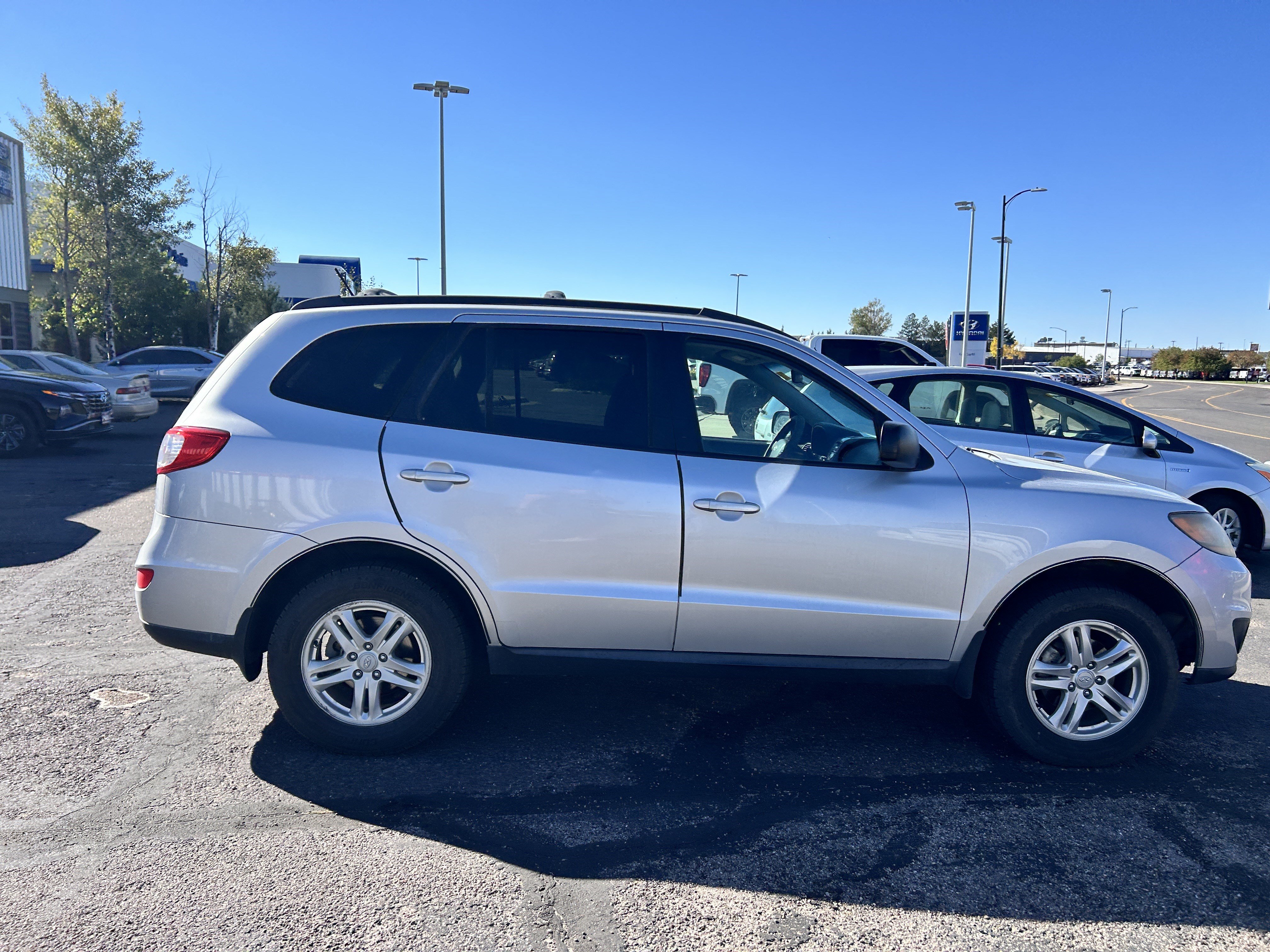 Used 2011 Hyundai Santa Fe GLS AWD/4WD image 6