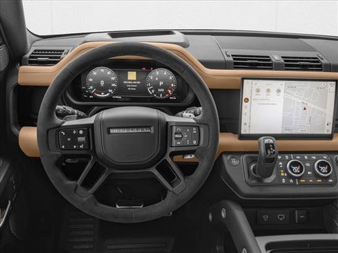 New 2024 Land Rover Defender 110 S image 4