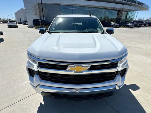 Used 2023 Chevrolet Silverado 1500 LT image 4