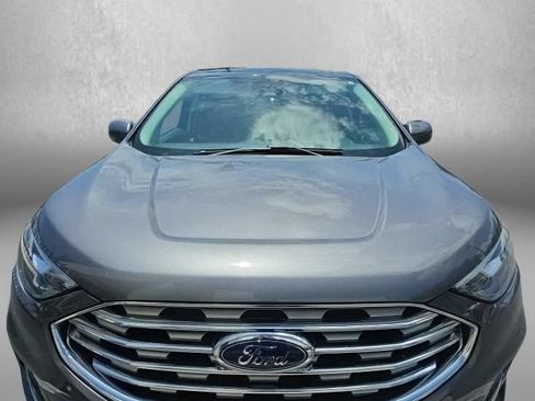 Used 2022 Ford Edge SEL w/ Convenience Package AWD/4WD image 2