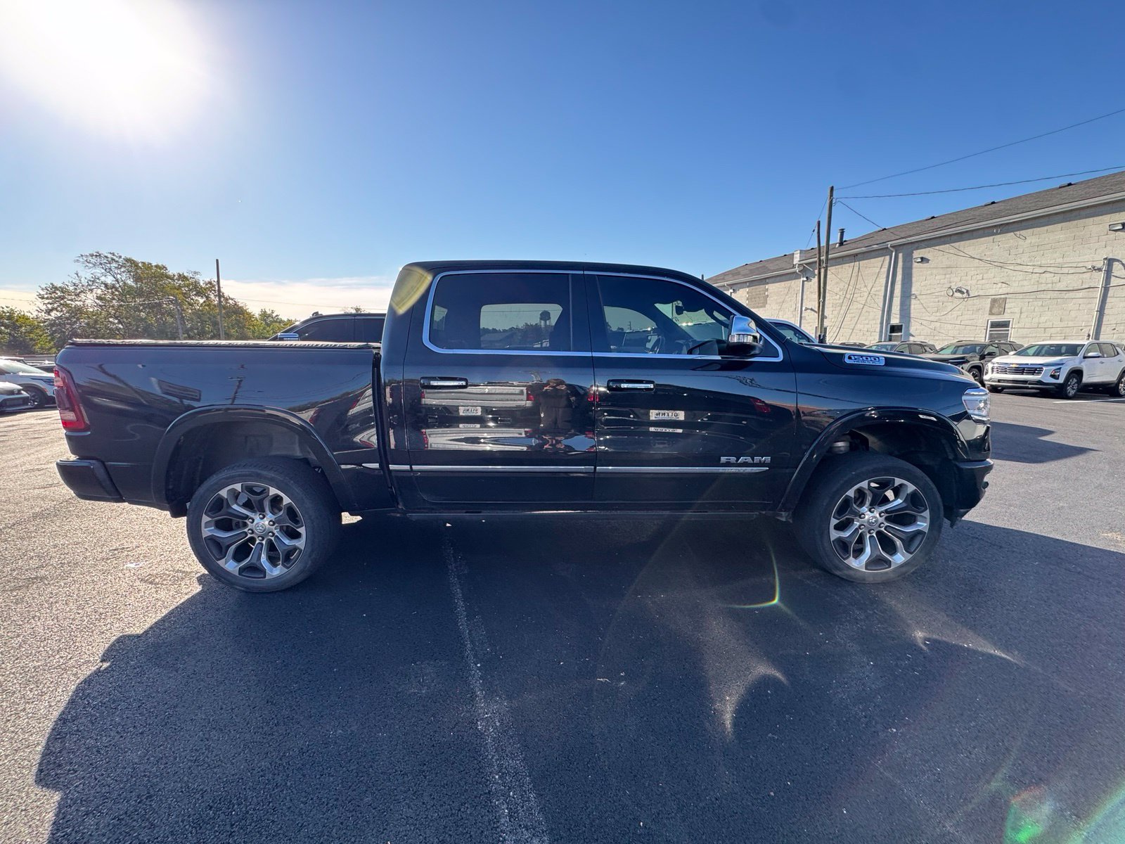 Used 2019 RAM 1500 Limited AWD/4WD image 7
