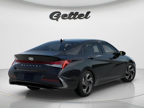 New 2026 Hyundai Elantra SEL Sport Premium FWD image 6