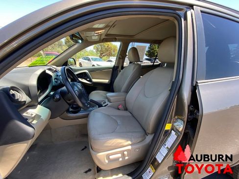 Used 2011 Toyota RAV4 Limited w/ Limited Extra Value Pkg AWD/4WD image 32